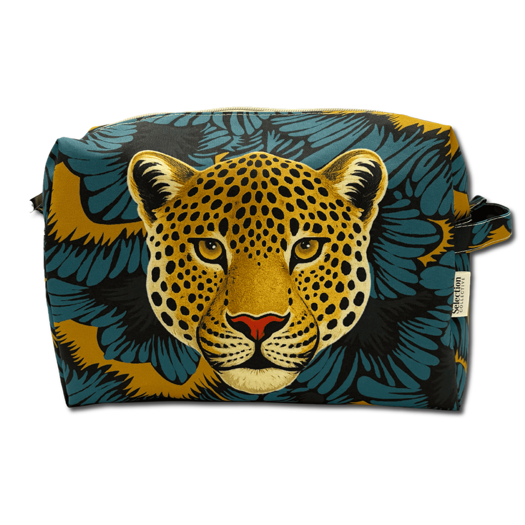Agapanthus Leo Toiletry Bag