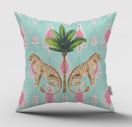 Gigi Leopards Scatter Cover